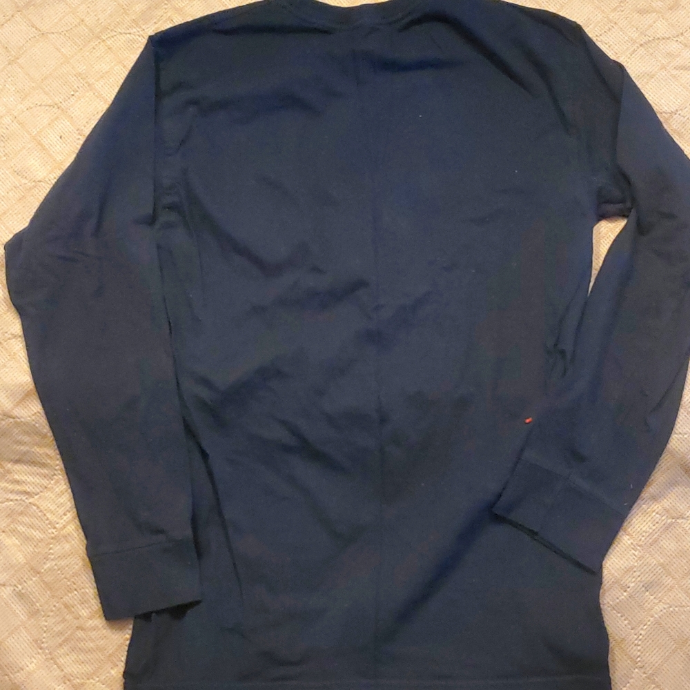 Shirt - Picture 3 of 4